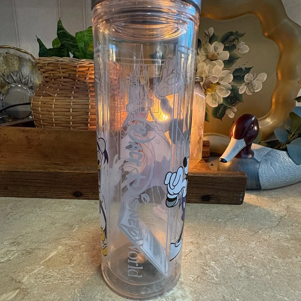 Disneyland Mickey Mouse and Friends Disney 100 Years Of Wonder Water Bottle New